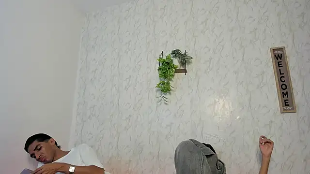 jony honey online show from June 18, 11:36 am