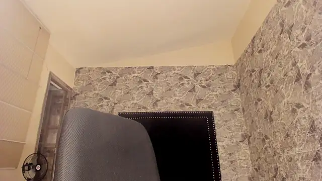 Estrella05  online show from December 22, 4:28 am