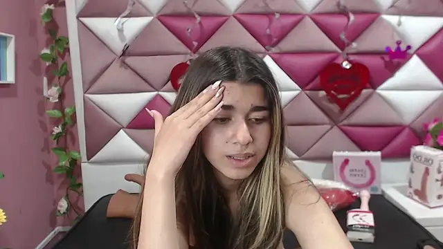 NahomiConnor  online show from March 3, 1:42 pm