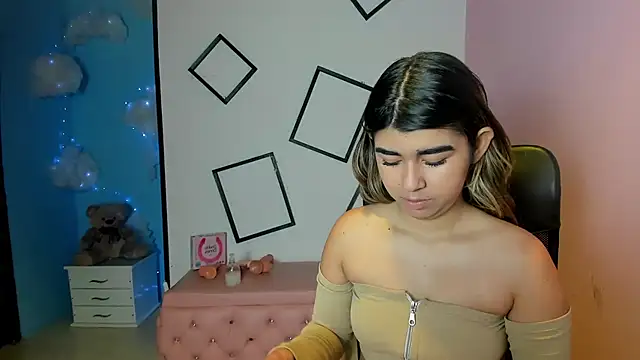 NahomiConnor  online show from September 23, 1:36 pm