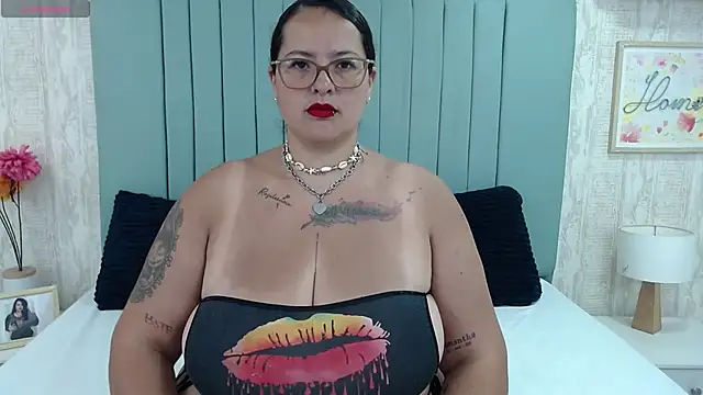 KarllaWalker online show from February 3, 12:47 pm