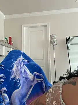 butterflybootyy online show from March 14, 1:27 pm