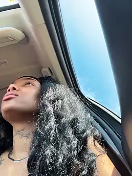 butterflybootyy online show from April 8, 4:07 pm