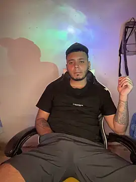 Snapshot of Salomon_fox chatting on March 13, 5:47 am Salomon fox online show from March 13, 5:47 am