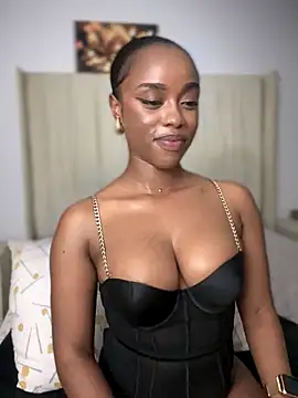 BhadBhad Kitty online show from November 18, 11:15 pm