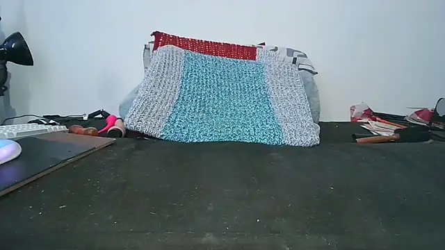 Elizabeth68 online show from March 4, 1:50 pm