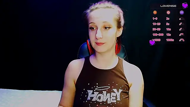 AgathaNoxe online show from December 5, 6:21 am