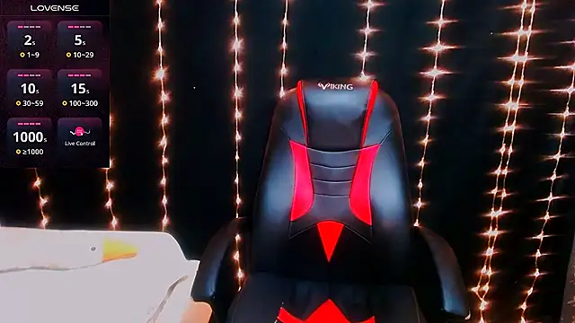 AgathaNoxe online show from February 3, 10:00 pm