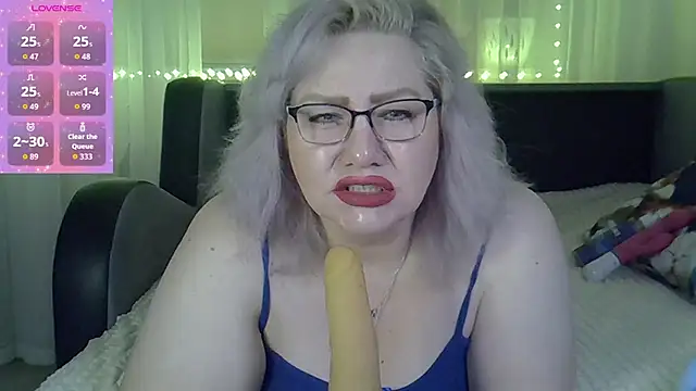 AngelinaGlam online show from November 12, 7:24 pm