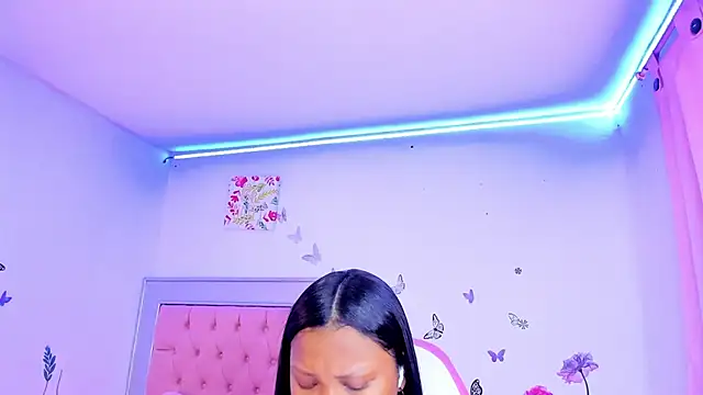 LaurinMonroe online show from December 14, 10:07 pm