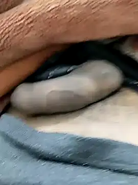 Snapshot of Sumitlive24MBD chatting on December 11, 10:47 am Sumitlive24MBD online show from December 11, 10:47 am