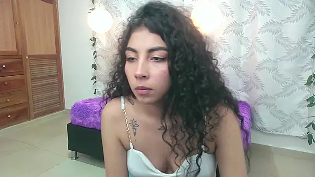 Mya paris online show from December 3, 3:30 am