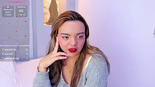 Snapshot of EmilyRouss_ chatting on January 22, 1:20 am EmilyRouss online show from January 22, 1:20 am
