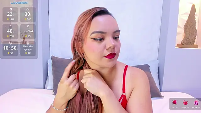Snapshot of EmilyRouss_ chatting on March 10, 7:07 pm EmilyRouss online show from March 10, 7:07 pm