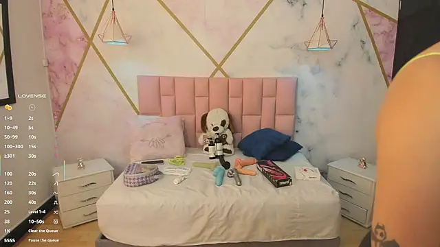 lizortiz online show from October 22, 12:49 pm