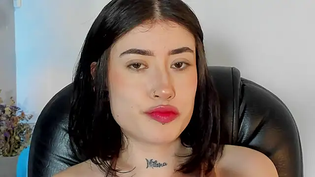 melody suarez online show from January 21, 7:17 pm