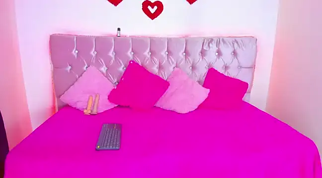 Cristal moon1 online show from December 5, 10:12 pm