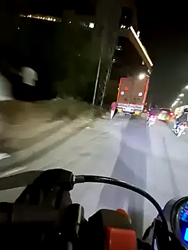 Snapshot of divyansh_hyderabadi chatting on December 7, 8:05 pm divyansh hyderabadi online show from December 7, 8:05 pm