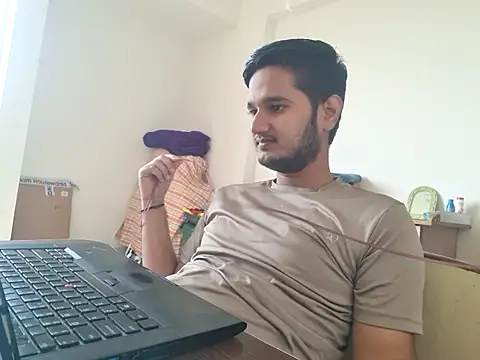 Jonrobinso online show from March 22, 3:54 am