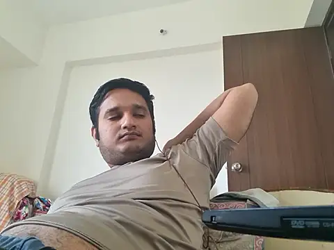Snapshot of Jonrobinso chatting on May 30, 4:53 am Jonrobinso online show from May 30, 4:53 am