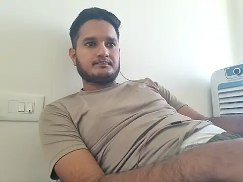 Snapshot of Jonrobinso chatting on June 21, 4:37 am Jonrobinso online show from June 21, 4:37 am