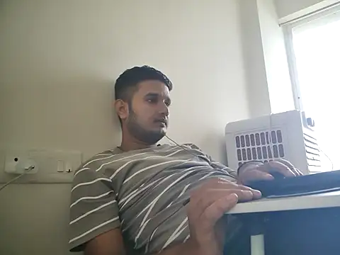 Snapshot of Jonrobinso chatting on August 1, 6:01 am Jonrobinso online show from August 1, 6:01 am