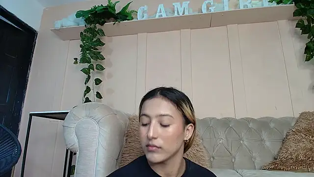 miranda villa online show from October 27, 7:29 pm