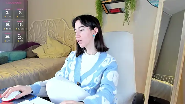 Belle Via online show from January 17, 8:24 am