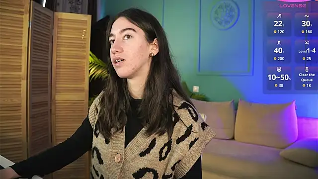 Belle Via online show from October 20, 1:11 pm