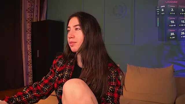 Belle Via online show from April 21, 6:23 pm