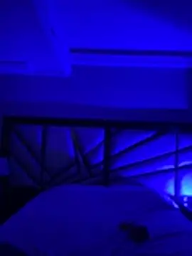 AaronCruz  online show from January 16, 8:24 pm