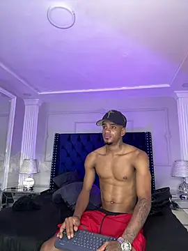 AaronCruz  online show from February 26, 2:05 pm