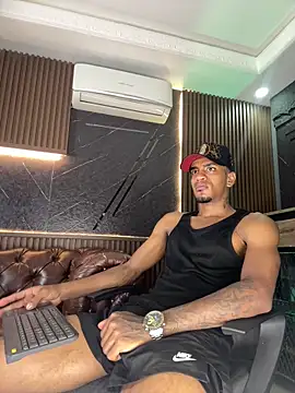 AaronCruz  online show from March 31, 10:26 am