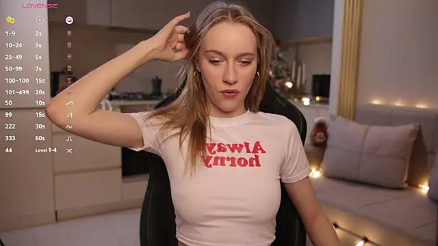 PollyAgata online show from January 6, 7:06 pm