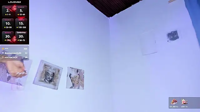 Snapshot of Harmony_Malkova chatting on January 13, 1:34 am Harmony Malkova online show from January 13, 1:34 am