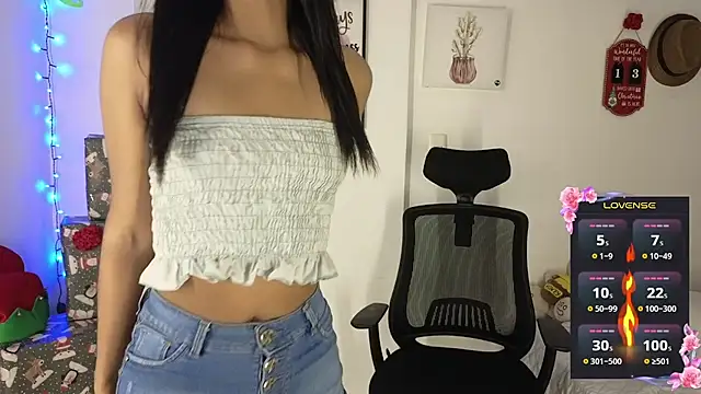 Snapshot of kharelys_777 chatting on December 9, 9:16 pm kharelys 777 online show from December 9, 9:16 pm