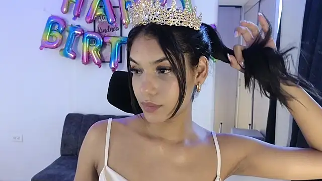 Snapshot of kharelys_777 chatting on December 30, 11:26 am kharelys 777 online show from December 30, 11:26 am