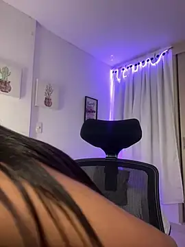 Snapshot of kharelys_777 chatting on March 14, 3:37 am kharelys 777 online show from March 14, 3:37 am