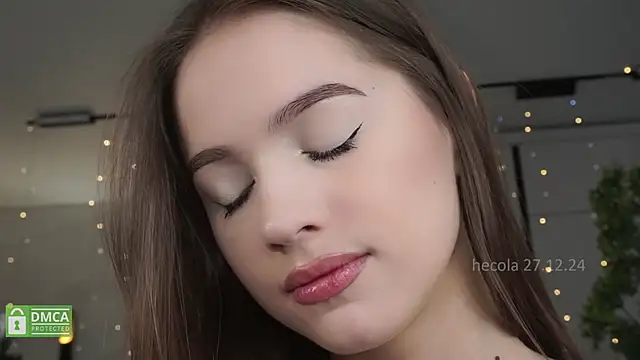 Snapshot of hecola chatting on December 27, 7:29 am hecola online show from December 27, 7:29 am