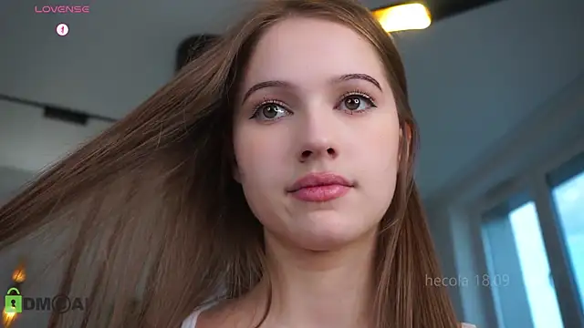 Snapshot of hecola chatting on September 18, 1:13 pm hecola online show from September 18, 1:13 pm