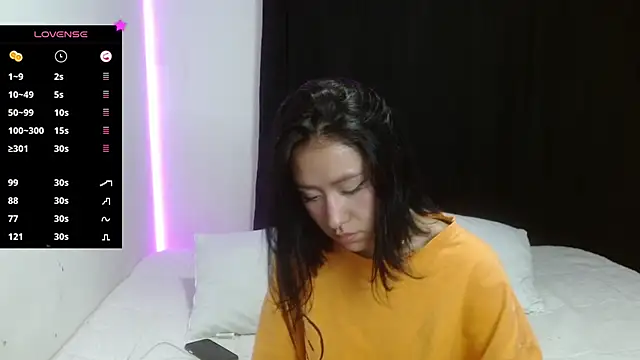 Anne Nicholson online show from December 12, 4:48 am