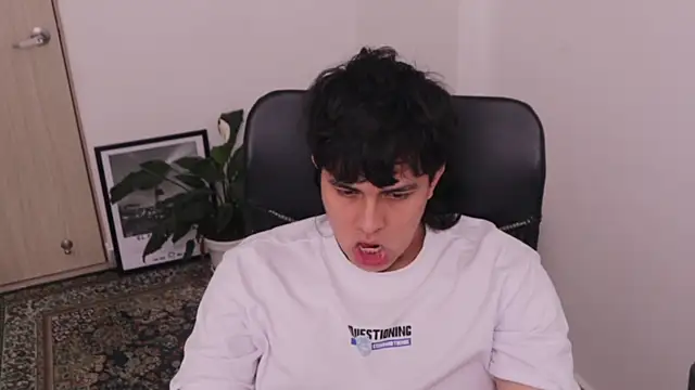 Tony Hoffa online show from April 19, 5:23 pm