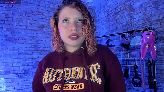 Snapshot of Cherry_xoxx chatting on September 20, 11:33 am Cherry xoxx online show from September 20, 11:33 am