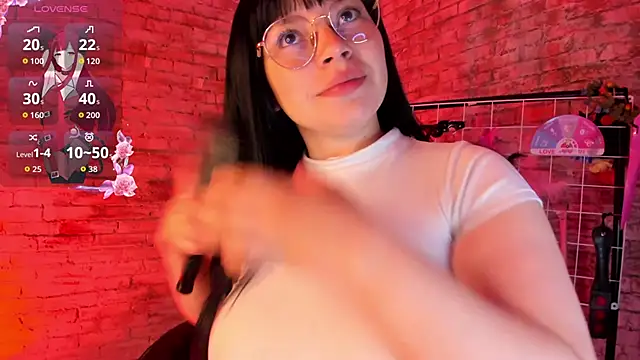 Snapshot of Cherry_xoxx chatting on October 4, 11:19 am Cherry xoxx online show from October 4, 11:19 am