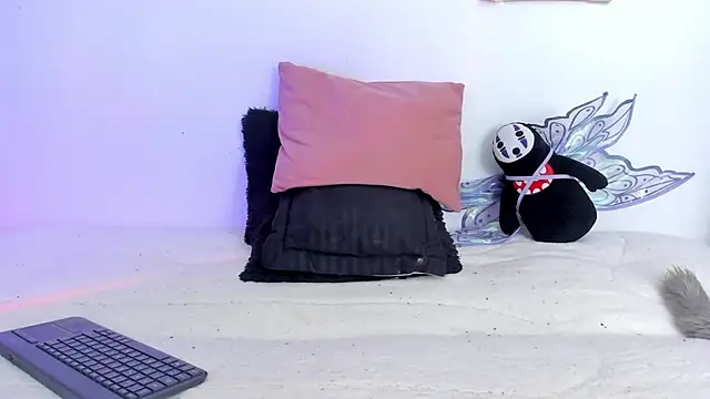 AlyRoses online show from January 24, 1:13 am