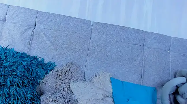 Snapshot of Muichiro_tokito1 chatting on January 10, 7:35 am Muichiro tokito1 online show from January 10, 7:35 am