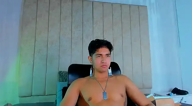 Snapshot of Muichiro_tokito1 chatting on January 18, 3:53 am Muichiro tokito1 online show from January 18, 3:53 am