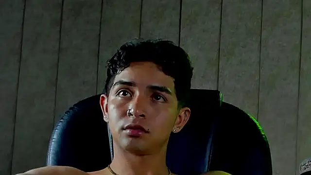 Snapshot of Muichiro_tokito1 chatting on November 8, 3:50 am Muichiro tokito1 online show from November 8, 3:50 am