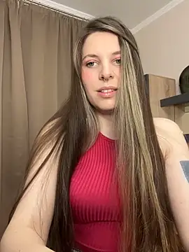 Annie aww online show from December 5, 4:58 pm