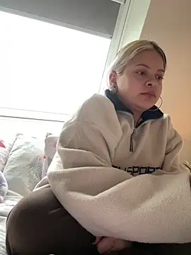 sammymoon online show from January 17, 9:17 am